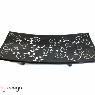 Lacquer tray with pearl flowers size M